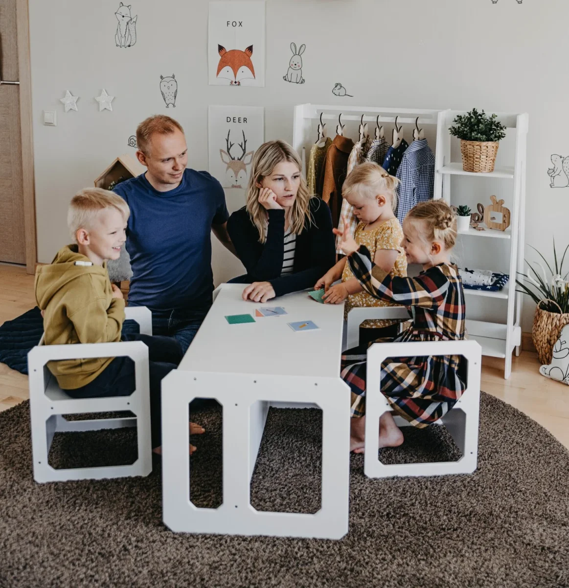 Montessori Spisebordssæt med 2 Stole – Til Små Børn - Billede 4